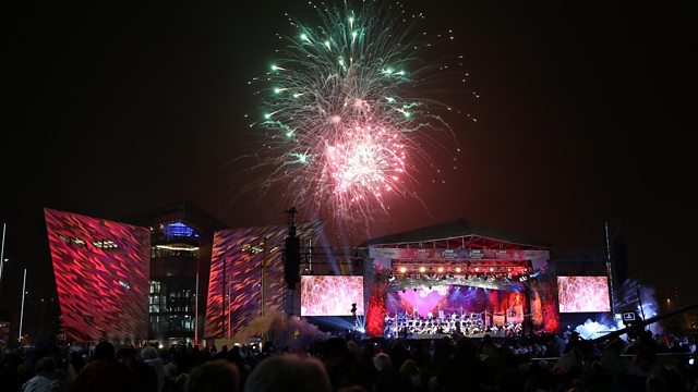 proms-in-the-park-titanic-2015